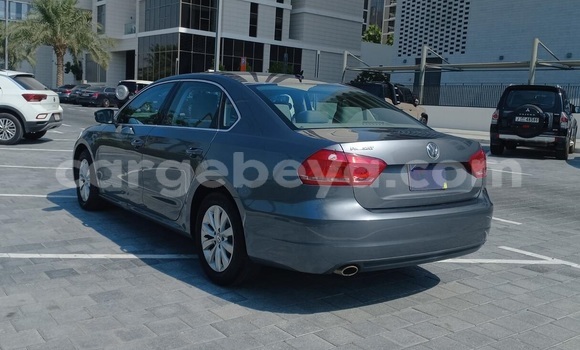 ይግዙ ያገለገለ Volkswagen Passat ሰማያዊ መኪና በ አዲስ አበባ በ ኢትዮጵያ ይግዙ ያገለገለ Volkswagen Passat ሰማያዊ መኪና በ አዲስ አበባ በ ኢትዮጵያ