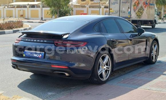 ይግዙ ያገለገለ Porsche Panamera ሰማያዊ መኪና በ አዲስ አበባ በ ኢትዮጵያ ይግዙ ያገለገለ Porsche Panamera ሰማያዊ መኪና በ አዲስ አበባ በ ኢትዮጵያ