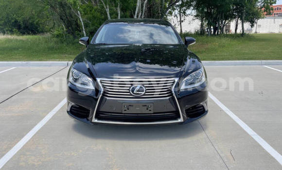 Buy Used Lexus LS Blue Car in Addis–Ababa in Ethiopia