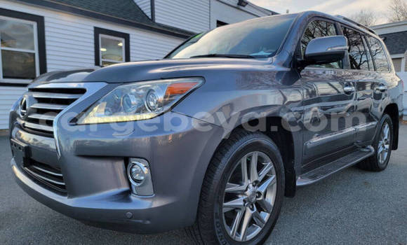 ይግዙ ያገለገለ Lexus LX 570 ሌላ መኪና በ አዲስ አበባ በ ኢትዮጵያ