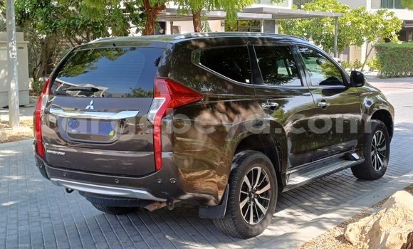 ይግዙ ያገለገለ Mitsubishi Montero Sport ሌላ መኪና በ አዲስ አበባ በ ኢትዮጵያ ይግዙ ያገለገለ Mitsubishi Montero Sport ሌላ መኪና በ አዲስ አበባ በ ኢትዮጵያ
