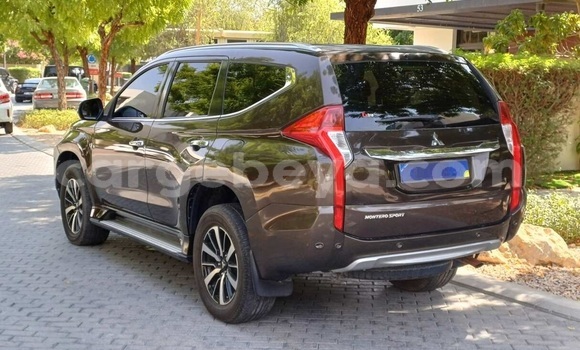ይግዙ ያገለገለ Mitsubishi Montero Sport ሌላ መኪና በ አዲስ አበባ በ ኢትዮጵያ ይግዙ ያገለገለ Mitsubishi Montero Sport ሌላ መኪና በ አዲስ አበባ በ ኢትዮጵያ
