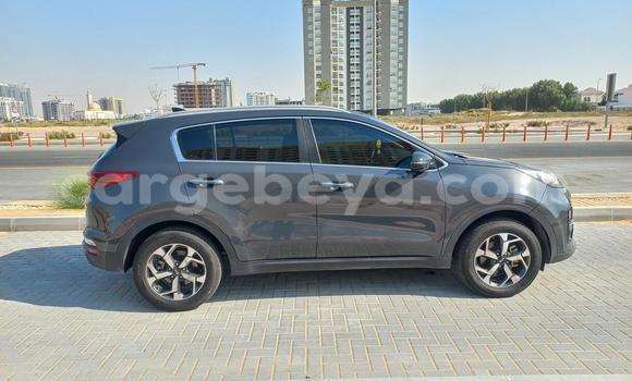 ይግዙ ያገለገለ Kia Sportage ሌላ መኪና በ አዲስ አበባ በ ኢትዮጵያ ይግዙ ያገለገለ Kia Sportage ሌላ መኪና በ አዲስ አበባ በ ኢትዮጵያ