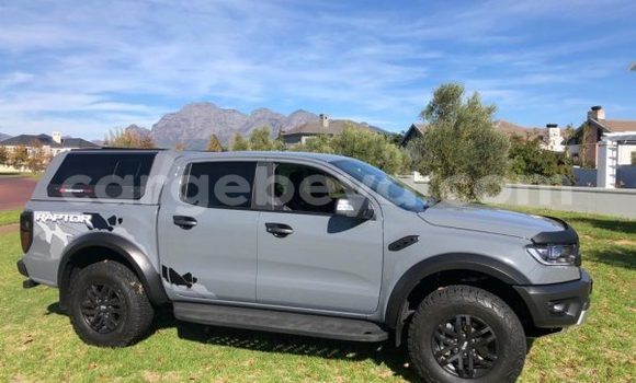 ይግዙ ያገለገለ Ford Ranger ሰማያዊ መኪና በ አዲስ አበባ በ ኢትዮጵያ ይግዙ ያገለገለ Ford Ranger ሰማያዊ መኪና በ አዲስ አበባ በ ኢትዮጵያ