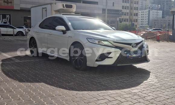 ይግዙ ያገለገለ Toyota Camry ነጭ መኪና በ አዲስ አበባ በ ኢትዮጵያ ይግዙ ያገለገለ Toyota Camry ነጭ መኪና በ አዲስ አበባ በ ኢትዮጵያ