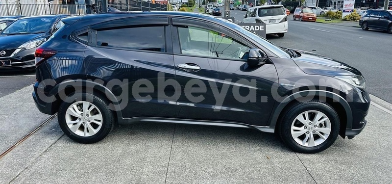 Big with watermark honda vezel ethiopia addis ababa 12294