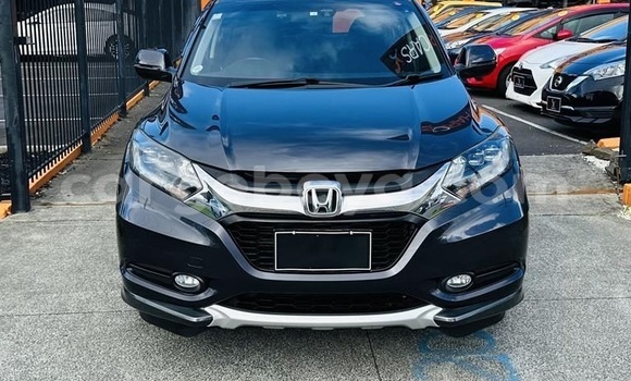 ይግዙ ያገለገለ Honda Vezel ጥቁር መኪና በ አዲስ አበባ በ ኢትዮጵያ ይግዙ ያገለገለ Honda Vezel ጥቁር መኪና በ አዲስ አበባ በ ኢትዮጵያ