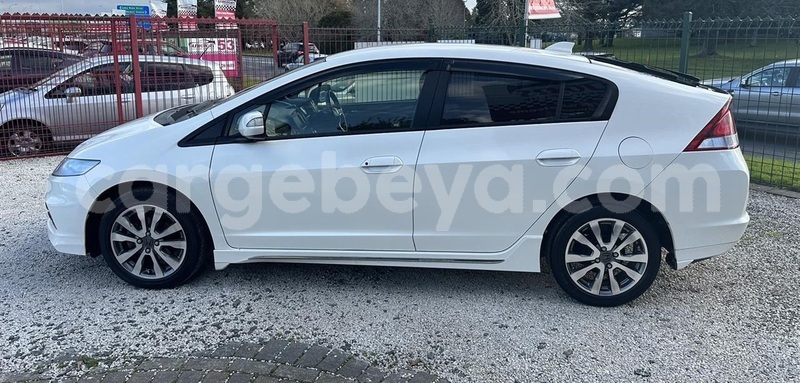 Big with watermark honda insight ethiopia addis ababa 12298