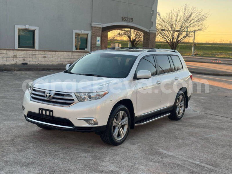 Big with watermark toyota highlander ethiopia addis ababa 12300