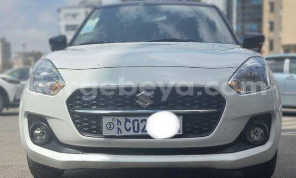 Acheter Occasion Voiture Suzuki Swift Blanc à Addis Ababa, Ethiopie Acheter Occasion Voiture Suzuki Swift Blanc à Addis Ababa, Ethiopie