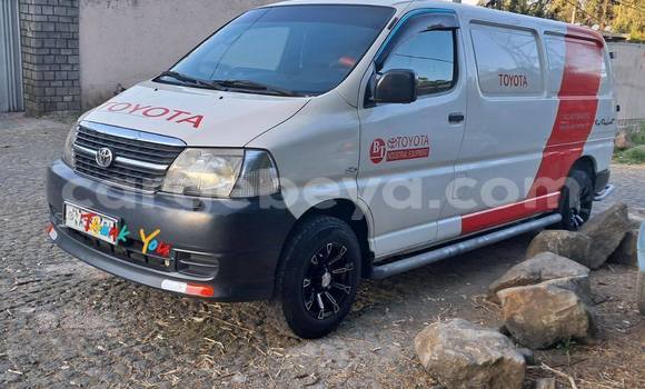 Acheter Occasion Voiture Toyota Aristo Blanc à Addis Ababa, Ethiopie Acheter Occasion Voiture Toyota Aristo Blanc à Addis Ababa, Ethiopie