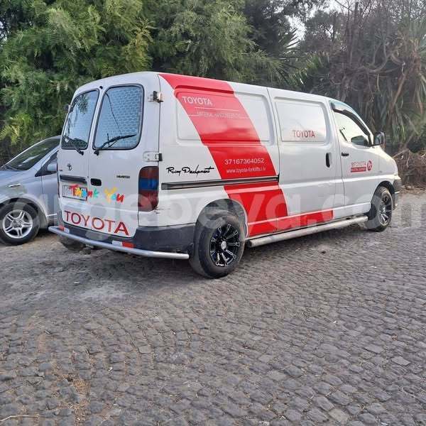 Big with watermark toyota aristo ethiopia addis ababa 12313