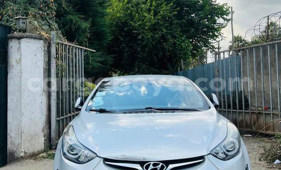 Oofamaa Hyundai Avante Other Makiinaa iti Addis–Ababa keessatti Ethiopia keessatti