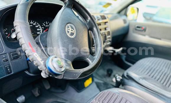 Acheter Occasion Voiture Toyota Dolphin Blanc à Addis Ababa, Ethiopie Acheter Occasion Voiture Toyota Dolphin Blanc à Addis Ababa, Ethiopie