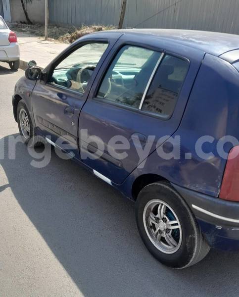 Big with watermark renault clio ethiopia addis ababa 12337