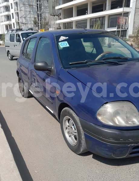 Big with watermark renault clio ethiopia addis ababa 12337