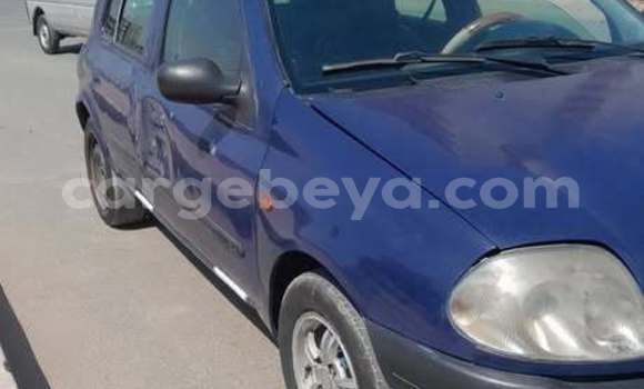 Acheter Occasion Voiture Renault Clio Bleu à Addis Ababa, Ethiopie Acheter Occasion Voiture Renault Clio Bleu à Addis Ababa, Ethiopie