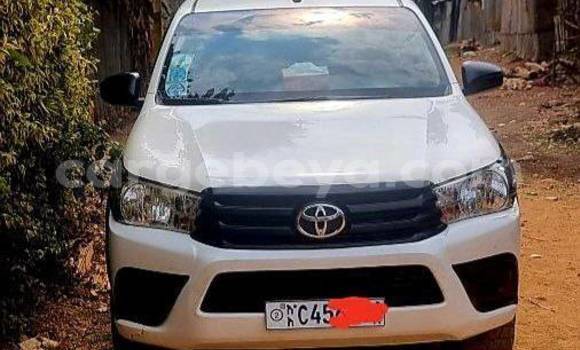 Buy Used Toyota Hilux White Car in Addis–Ababa in Ethiopia Buy Used Toyota Hilux White Car in Addis–Ababa in Ethiopia