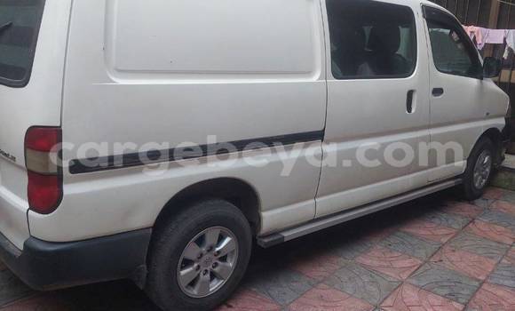 Buy Used Nissan AD White Car in Addis–Ababa in Ethiopia Buy Used Nissan AD White Car in Addis–Ababa in Ethiopia