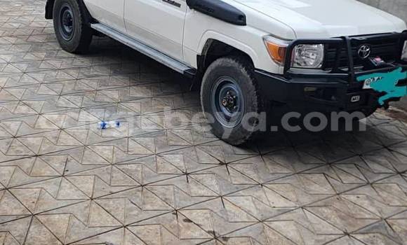Buy Used Toyota Land Cruiser White Car in Addis–Ababa in Ethiopia Buy Used Toyota Land Cruiser White Car in Addis–Ababa in Ethiopia