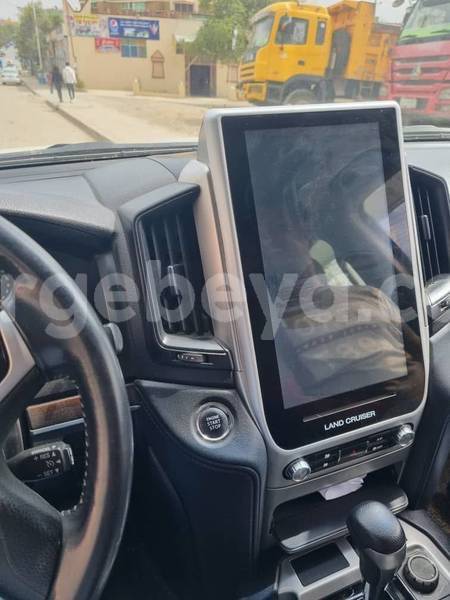 Big with watermark toyota land cruiser ethiopia addis ababa 12350