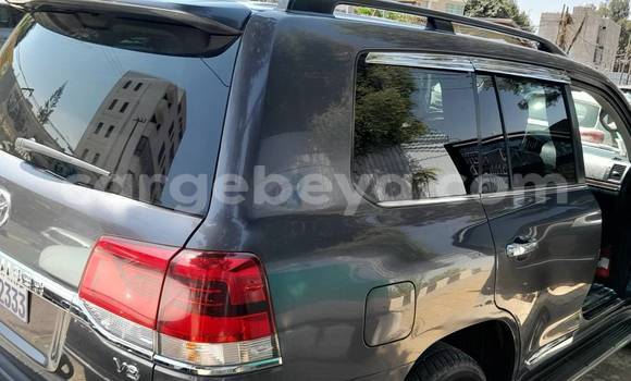 Buy Used Toyota Land Cruiser Prado Other Car in Addis–Ababa in Ethiopia Buy Used Toyota Land Cruiser Prado Other Car in Addis–Ababa in Ethiopia