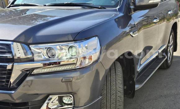 Buy Used Toyota Land Cruiser Prado Other Car in Addis–Ababa in Ethiopia Buy Used Toyota Land Cruiser Prado Other Car in Addis–Ababa in Ethiopia