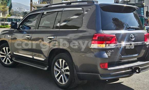Buy Used Toyota Land Cruiser Prado Other Car in Addis–Ababa in Ethiopia Buy Used Toyota Land Cruiser Prado Other Car in Addis–Ababa in Ethiopia