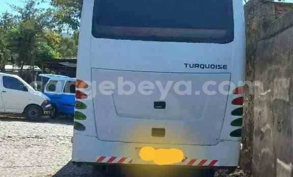 Buy Used Isuzu Axiom White Car in Addis–Ababa in Ethiopia Buy Used Isuzu Axiom White Car in Addis–Ababa in Ethiopia