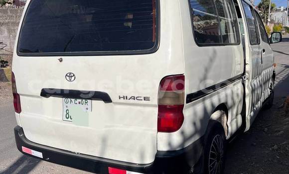 Buy Used Toyota Hiace White Car in Addis–Ababa in Ethiopia Buy Used Toyota Hiace White Car in Addis–Ababa in Ethiopia