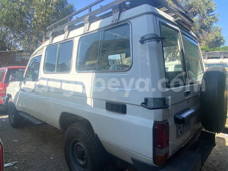 Big with watermark toyota land cruiser prado ethiopia addis ababa 12363