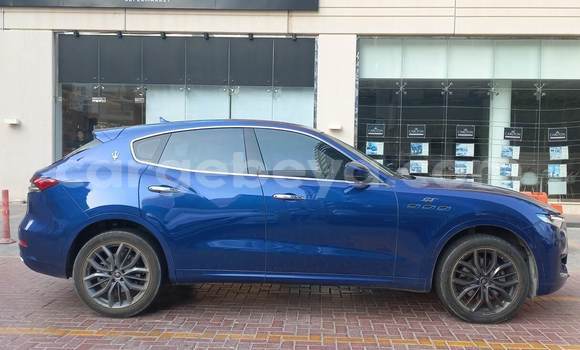 ይግዙ ያገለገለ Maserati Levante ሰማያዊ መኪና በ አዲስ አበባ በ ኢትዮጵያ ይግዙ ያገለገለ Maserati Levante ሰማያዊ መኪና በ አዲስ አበባ በ ኢትዮጵያ