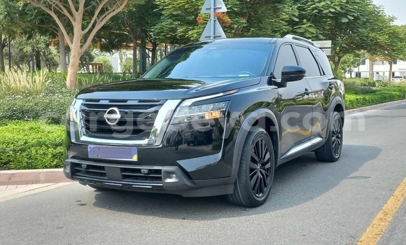 Buy Used Nissan Pathfinder Blue Car in Addis–Ababa in Ethiopia