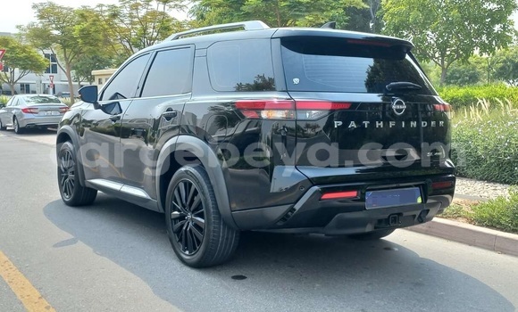 ይግዙ ያገለገለ Nissan Pathfinder ሰማያዊ መኪና በ አዲስ አበባ በ ኢትዮጵያ ይግዙ ያገለገለ Nissan Pathfinder ሰማያዊ መኪና በ አዲስ አበባ በ ኢትዮጵያ