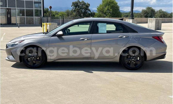 Buy Used Hyundai Elantra Blue Car in Addis–Ababa in Ethiopia Buy Used Hyundai Elantra Blue Car in Addis–Ababa in Ethiopia