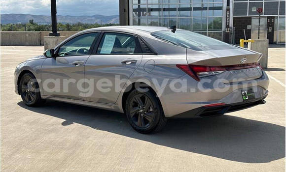 Buy Used Hyundai Elantra Blue Car in Addis–Ababa in Ethiopia Buy Used Hyundai Elantra Blue Car in Addis–Ababa in Ethiopia