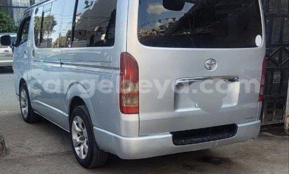 Buy Used Toyota Hiace Other Car in Addis–Ababa in Ethiopia Buy Used Toyota Hiace Other Car in Addis–Ababa in Ethiopia