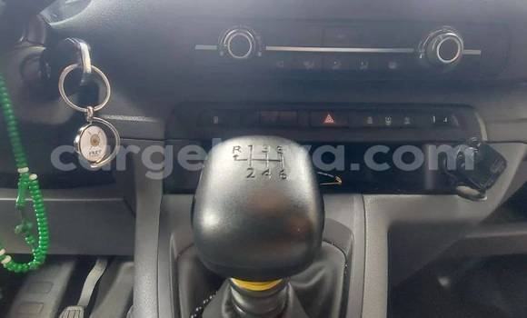 Buy Used Volkswagen California White Car in Addis–Ababa in Ethiopia Buy Used Volkswagen California White Car in Addis–Ababa in Ethiopia