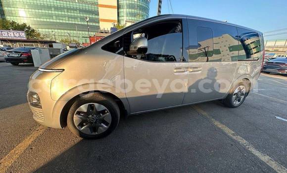 Buy Used Hyundai Starex White Car in Addis–Ababa in Ethiopia Buy Used Hyundai Starex White Car in Addis–Ababa in Ethiopia