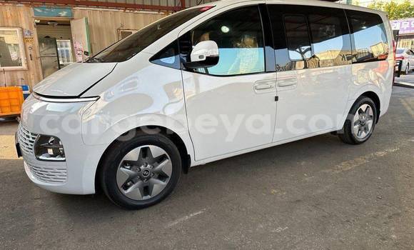 Buy Used Hyundai Starex White Car in Addis–Ababa in Ethiopia Buy Used Hyundai Starex White Car in Addis–Ababa in Ethiopia