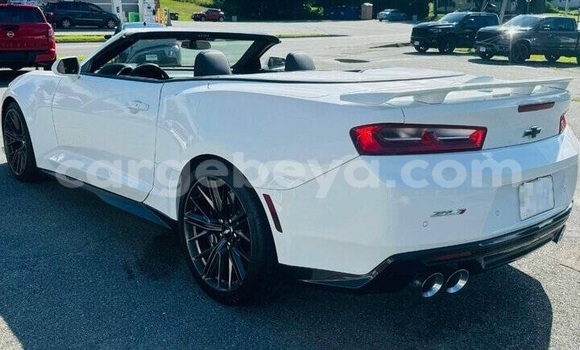 ይግዙ ያገለገለ Chevrolet Camaro ነጭ መኪና በ አዲስ አበባ በ ኢትዮጵያ ይግዙ ያገለገለ Chevrolet Camaro ነጭ መኪና በ አዲስ አበባ በ ኢትዮጵያ