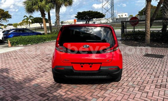 ይግዙ ያገለገለ Kia Soul ቀይ መኪና በ አዲስ አበባ በ ኢትዮጵያ ይግዙ ያገለገለ Kia Soul ቀይ መኪና በ አዲስ አበባ በ ኢትዮጵያ