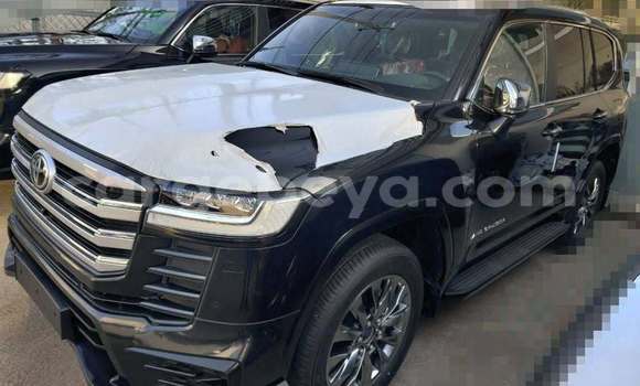 ይግዙ ያገለገለ Toyota Land Cruiser ጥቁር መኪና በ አዲስ አበባ በ ኢትዮጵያ ይግዙ ያገለገለ Toyota Land Cruiser ጥቁር መኪና በ አዲስ አበባ በ ኢትዮጵያ