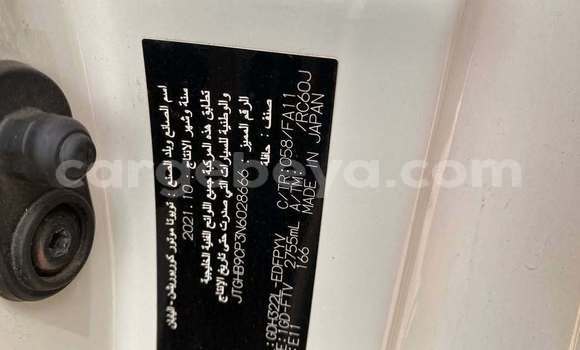 Buy Used Toyota Hiace White Car in Addis–Ababa in Ethiopia Buy Used Toyota Hiace White Car in Addis–Ababa in Ethiopia