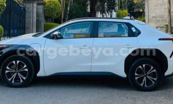 Buy Used Toyota Brevis White Car in Addis–Ababa in Ethiopia Buy Used Toyota Brevis White Car in Addis–Ababa in Ethiopia