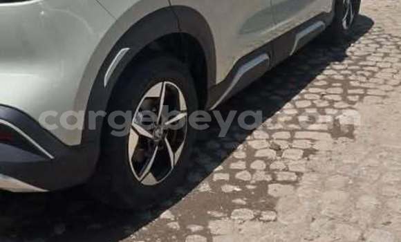 Acheter Occasion Voiture BYD F6 Blanc à Addis Ababa, Ethiopie Acheter Occasion Voiture BYD F6 Blanc à Addis Ababa, Ethiopie