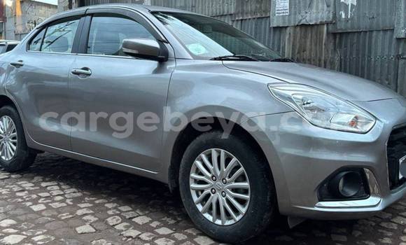 ይግዙ ያገለገለ Suzuki Dzire ሌላ መኪና በ Addis ababa በ Africa