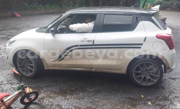 Acheter Occasion Voiture Suzuki Baleno Blanc à Addis ababa, Africa Acheter Occasion Voiture Suzuki Baleno Blanc à Addis ababa, Africa