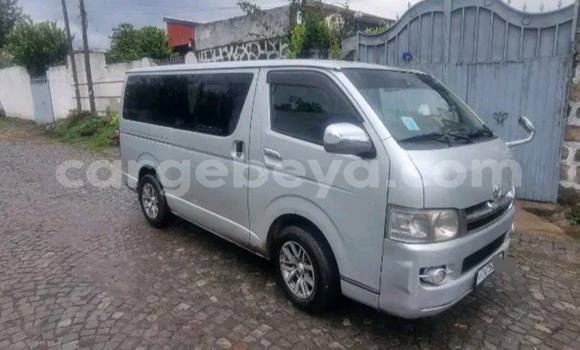 ይግዙ ያገለገለ Toyota Hiace ሌላ መኪና በ Addis ababa በ Africa ይግዙ ያገለገለ Toyota Hiace ሌላ መኪና በ Addis ababa በ Africa