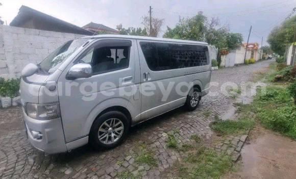 Acheter Occasion Voiture Toyota Hiace Autre à Addis ababa, Africa Acheter Occasion Voiture Toyota Hiace Autre à Addis ababa, Africa